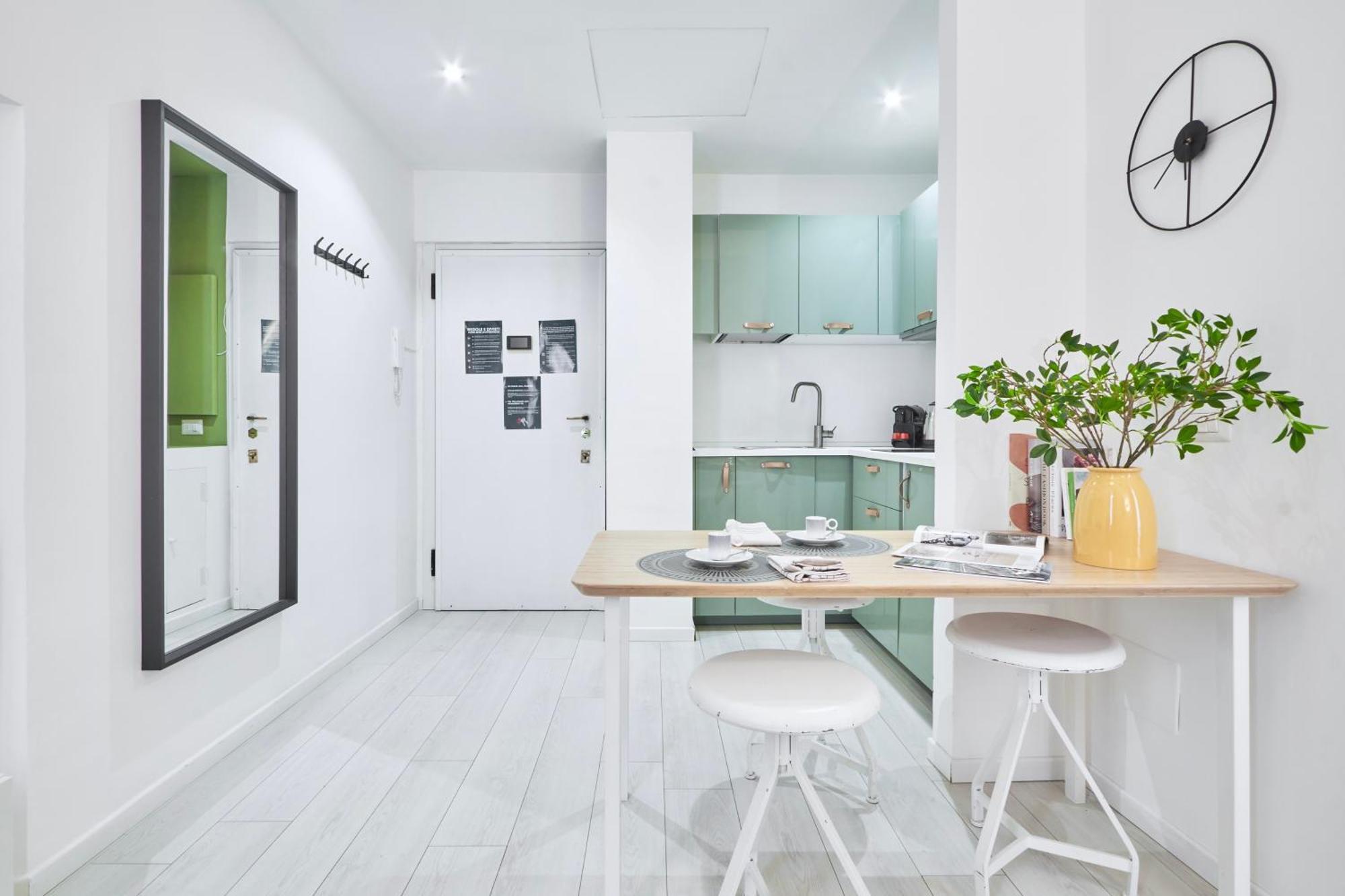 Elegante Appartamento Minimal Dai Tocchi Botanici Μιλάνο Εξωτερικό φωτογραφία